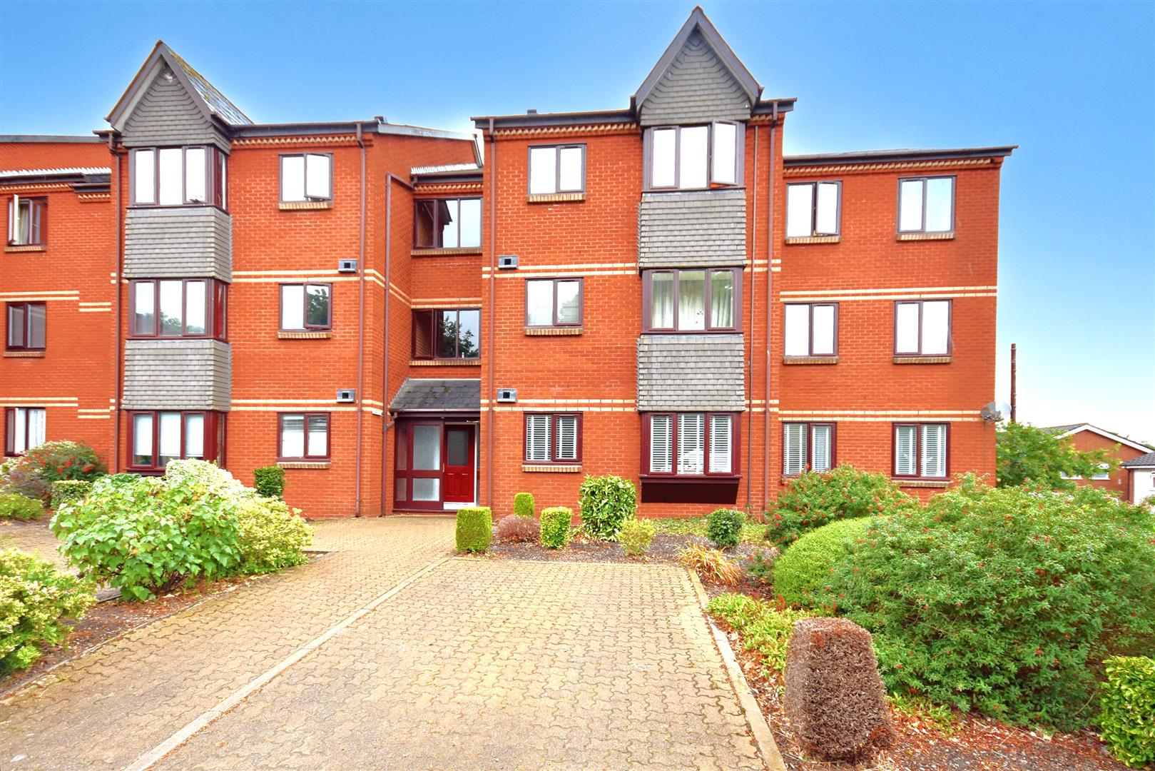 14 Mariners Heights, Penarth, CF64 1QJ
